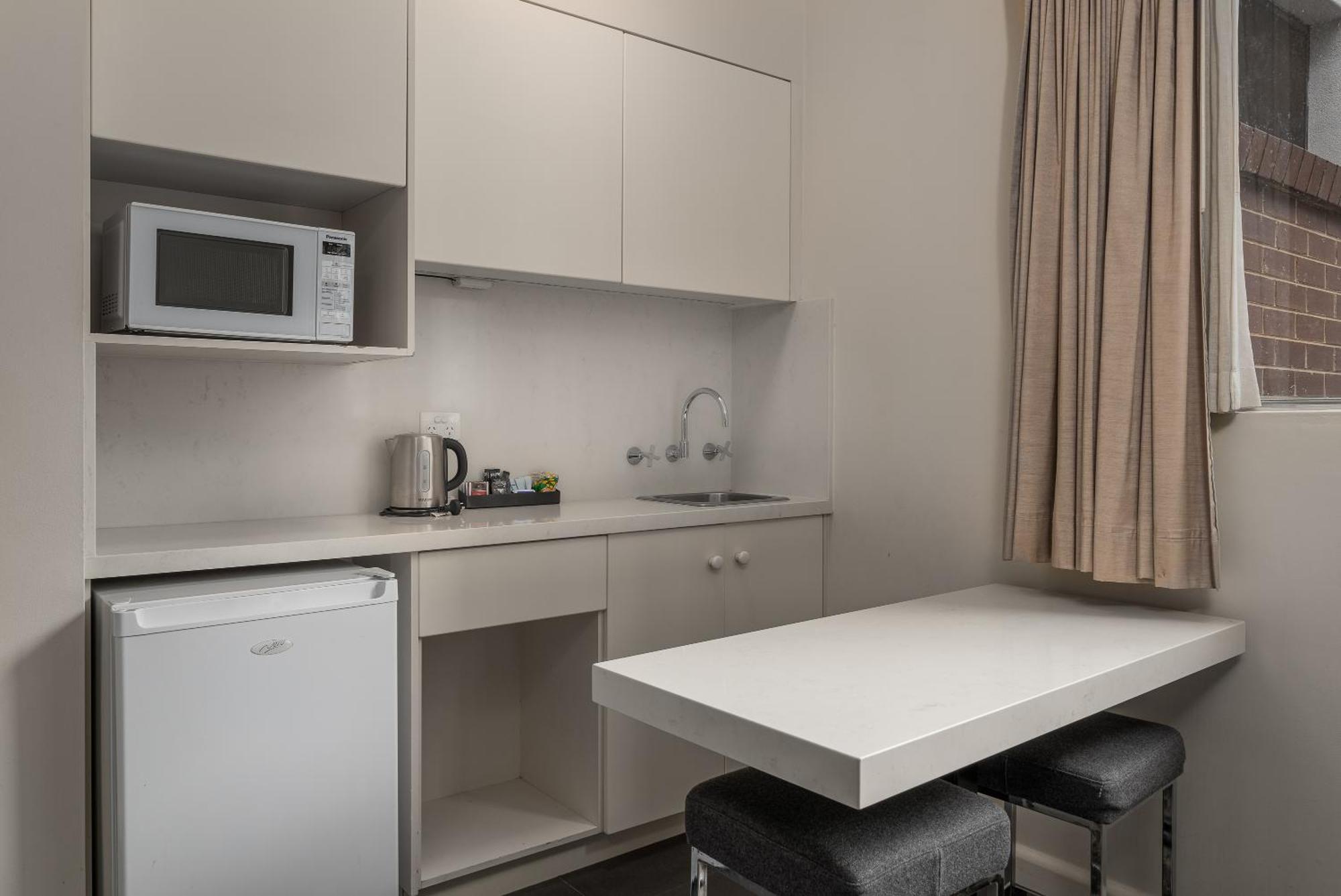 City Limits Hotel Apartments Melbourne Exterior photo